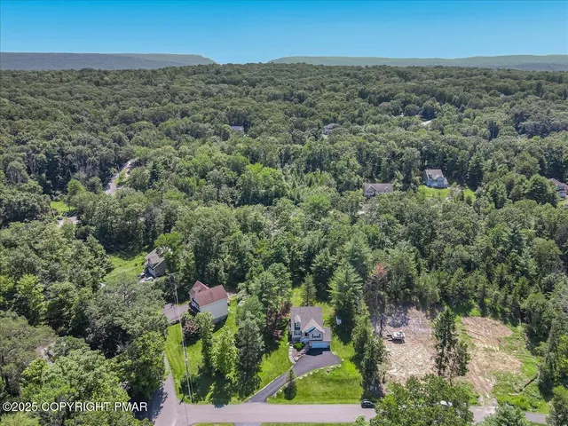 $449,900 | 401 Pierce Lane, Unit 103, East Stroudsburg, PA 18301