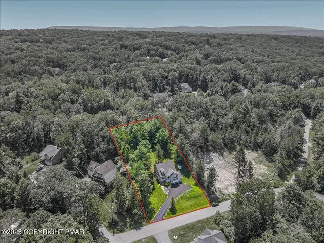 $449,900 | 401 Pierce Lane, Unit 103, East Stroudsburg, PA 18301