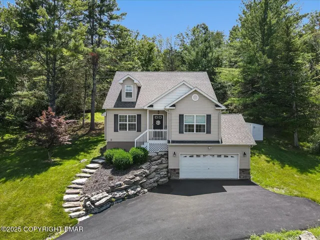 $449,900 | 401 Pierce Lane, Unit 103, East Stroudsburg, PA 18301