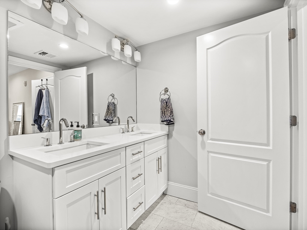 45 L Street, Unit 6 Boston, MA 02127 - Photo 21 of 32