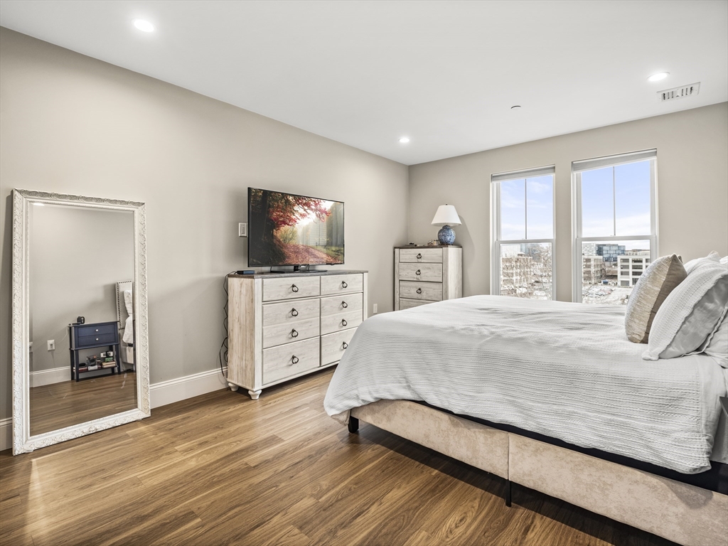 45 L Street, Unit 6 Boston, MA 02127 - Photo 23 of 32