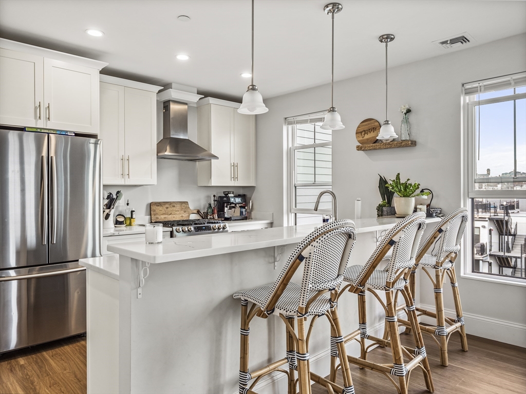 45 L Street, Unit 6 Boston, MA 02127 - Photo 6 of 32