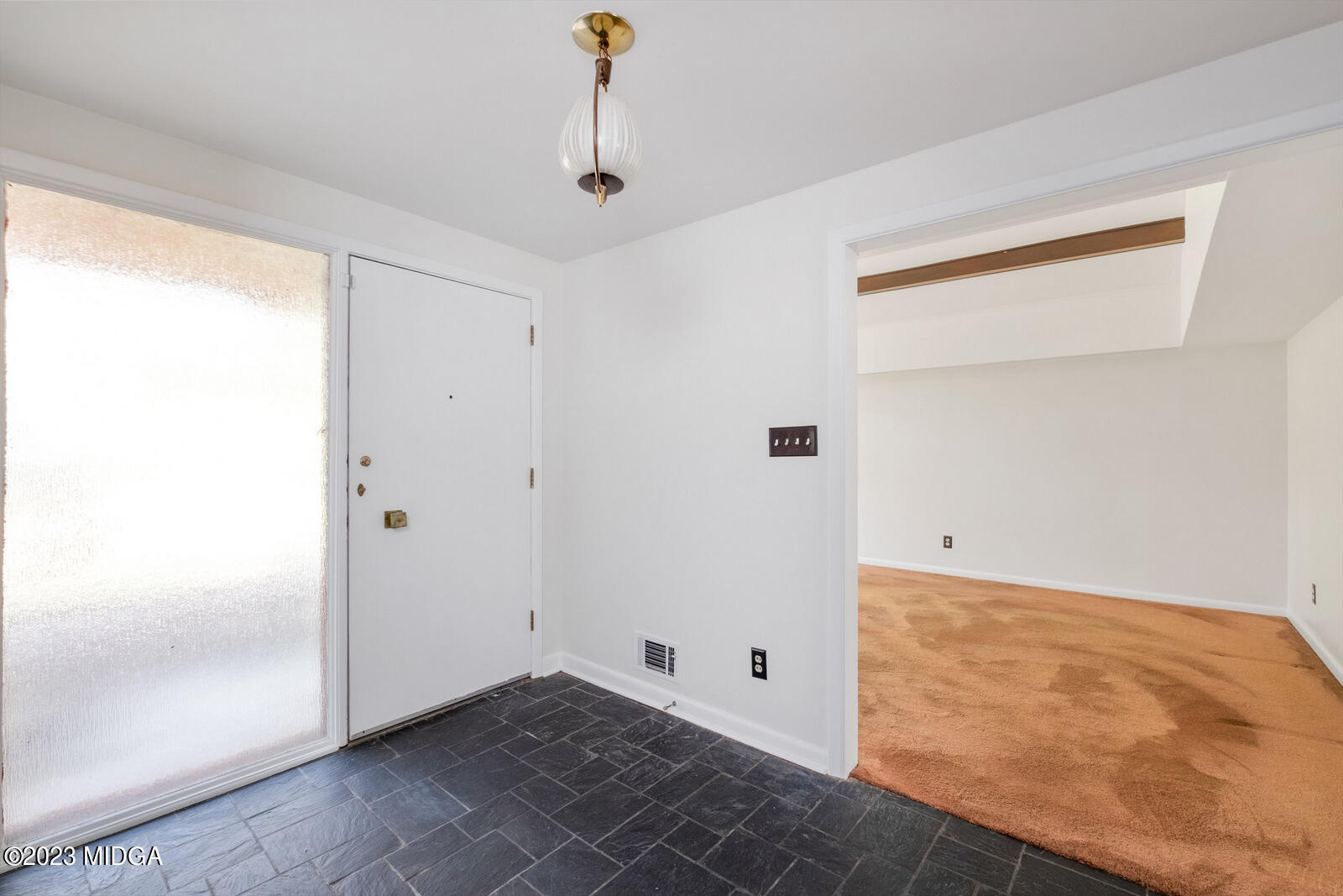 1460 Lone Oak Road Macon, GA 31211 - Photo 8 of 34 a view of an empty room