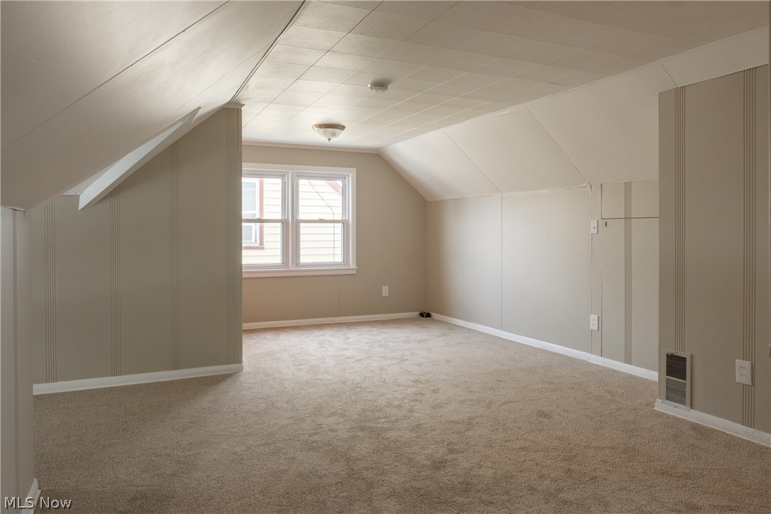 13909 Granger Road Cleveland, OH 44125 - Photo 16 of 35 Master bedroom upstairs