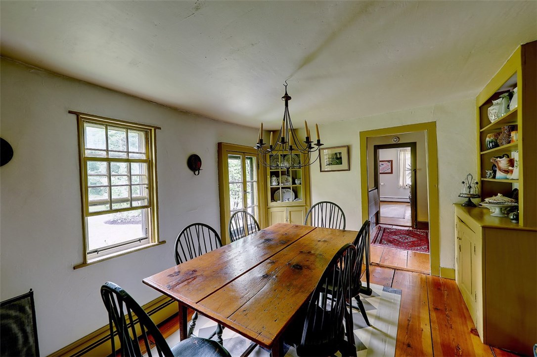 107 Tower Hill Road Cumberland, RI 02864 - Photo 24 of 40