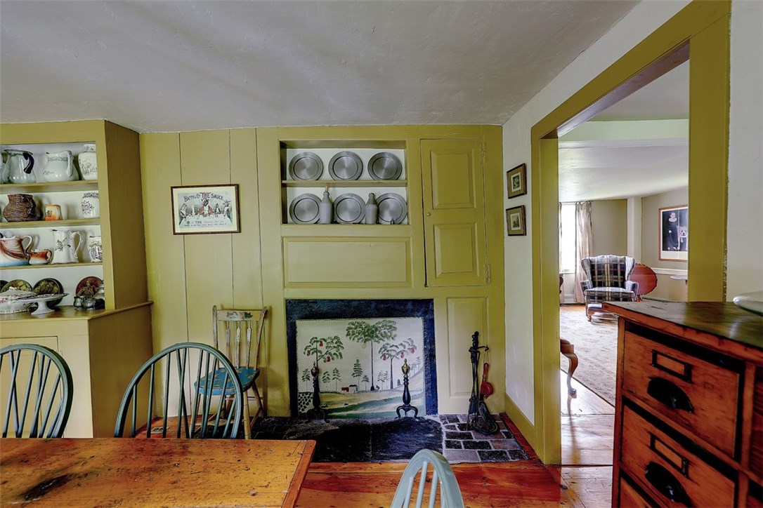 107 Tower Hill Road Cumberland, RI 02864 - Photo 25 of 40