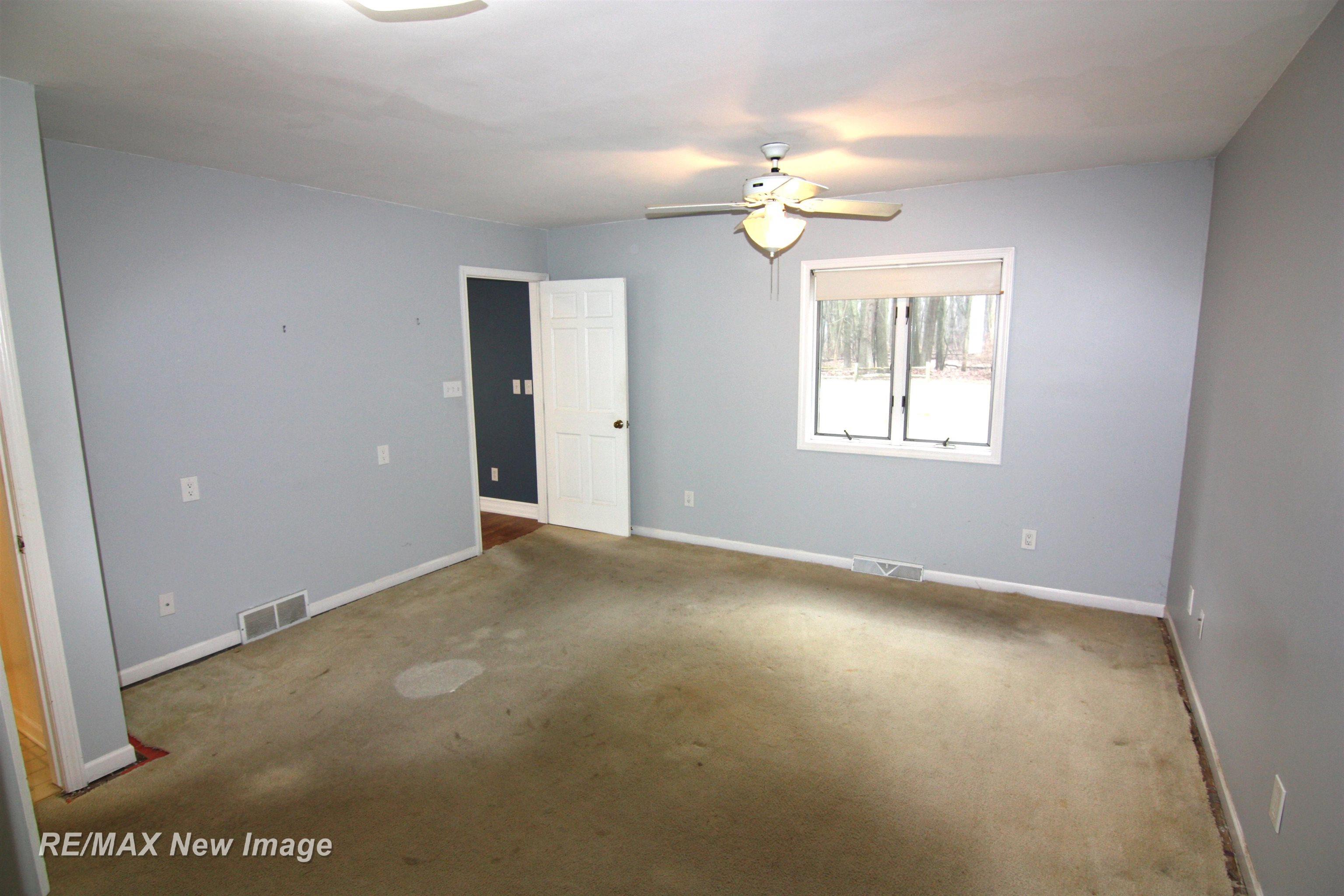 12495 Frost Road Hemlock, MI 48626 - Photo 11 of 28
