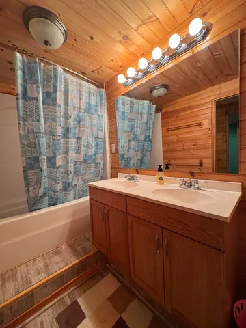 $374,900 | 9 Main Street, Corinth, ME 04427