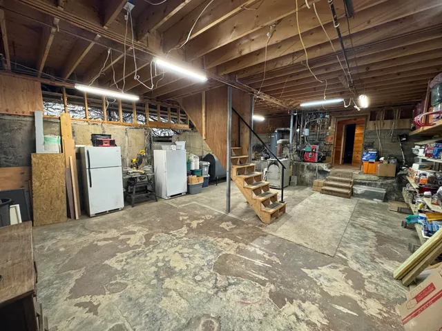 $374,900 | 9 Main Street, Corinth, ME 04427