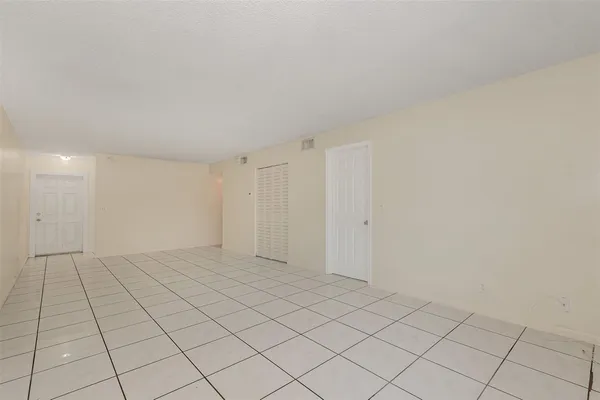 $1,790,000 | 10201 Northwest 35th Street, Coral Springs, FL 33065