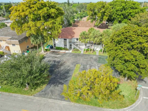 $1,790,000 | 10201 Northwest 35th Street, Coral Springs, FL 33065