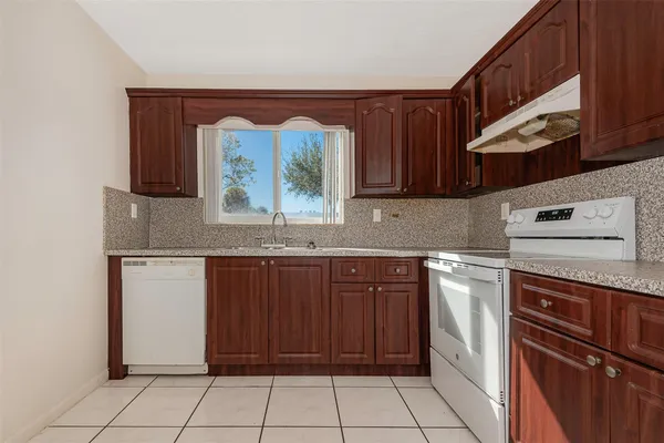 $1,790,000 | 10201 Northwest 35th Street, Coral Springs, FL 33065
