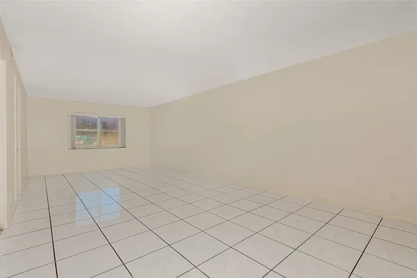 $1,790,000 | 10201 Northwest 35th Street, Coral Springs, FL 33065