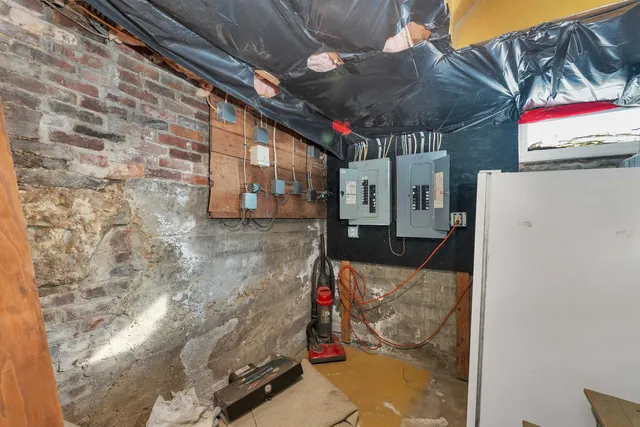 $360,000 | 47 Pearl Street, Laconia, NH 03246