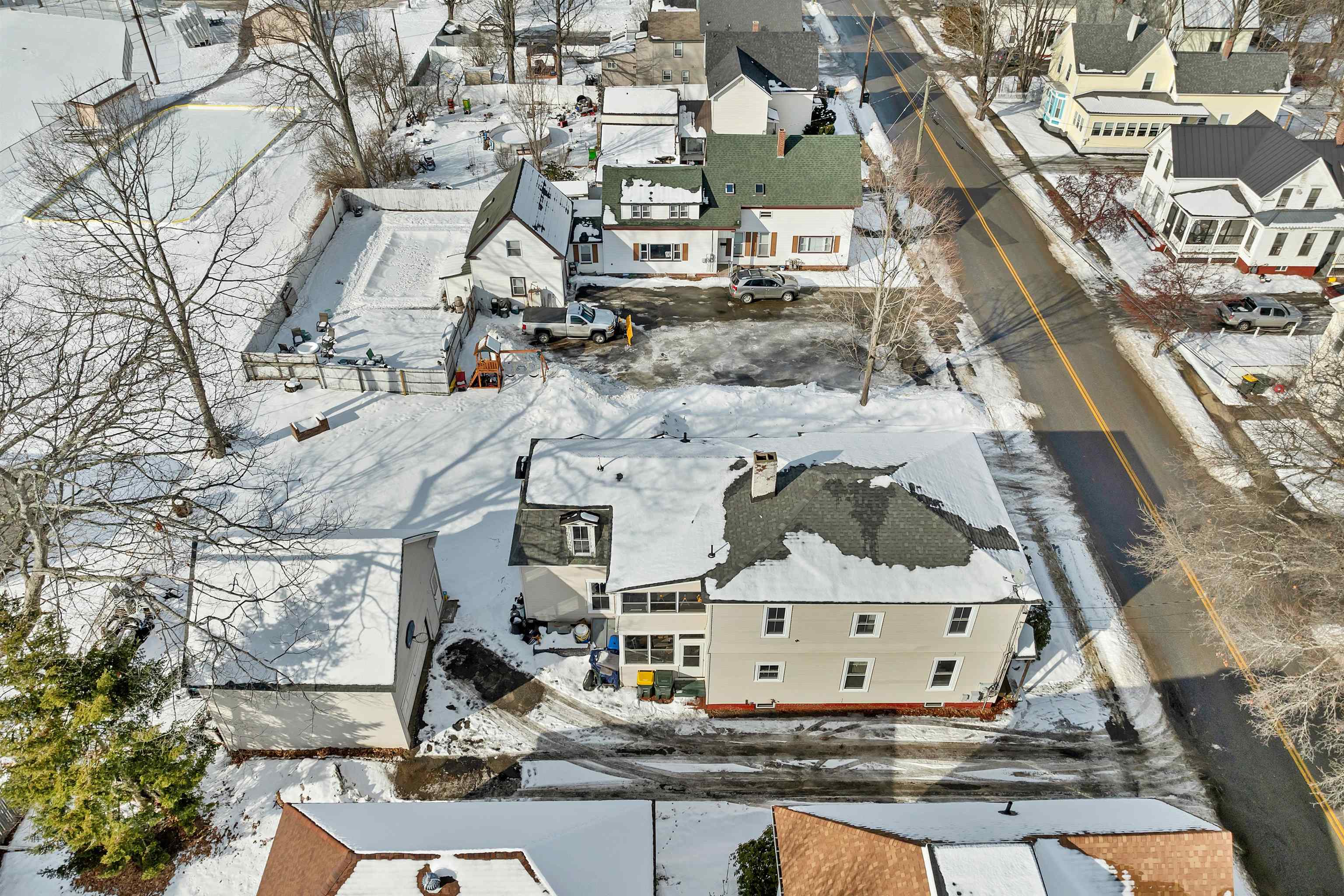 47 Pearl Street Laconia, NH 03246 - Photo 9 of 47