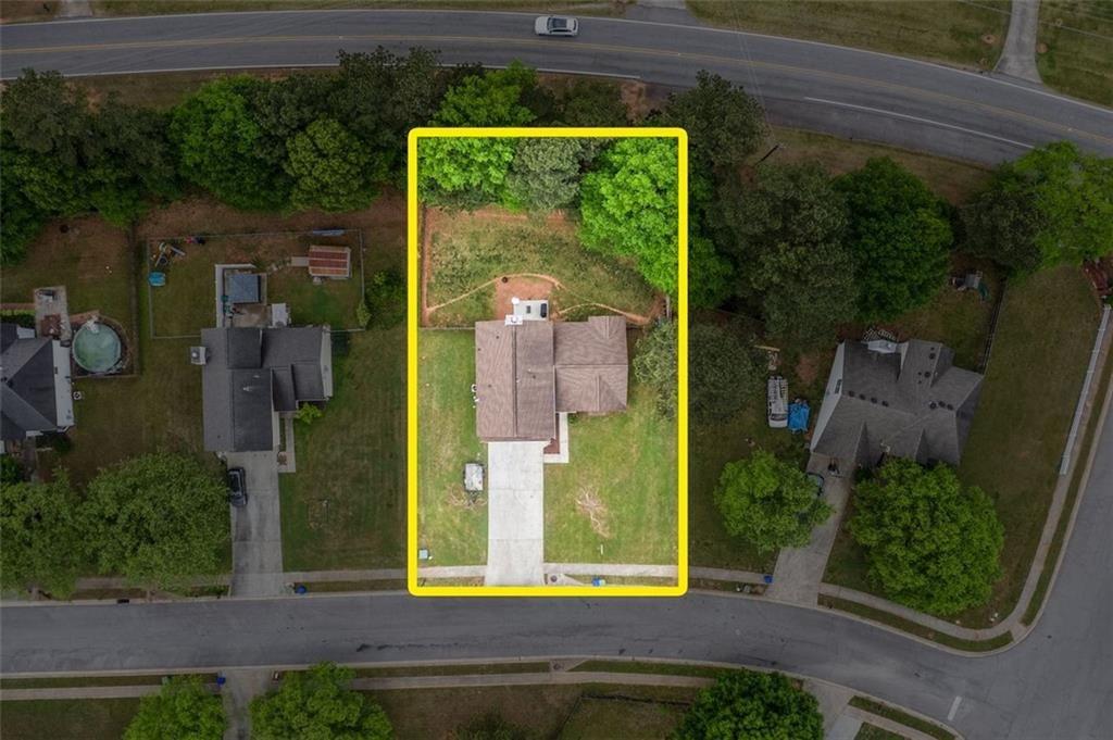 675 Michael Circle Monroe, GA 30655 - Photo 2 of 34 an aerial view of a house