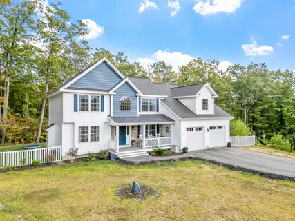 $899,000 | 33 Hickorywood Circle, Meredith, NH 03253
