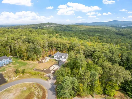 $899,000 | 33 Hickorywood Circle, Meredith, NH 03253