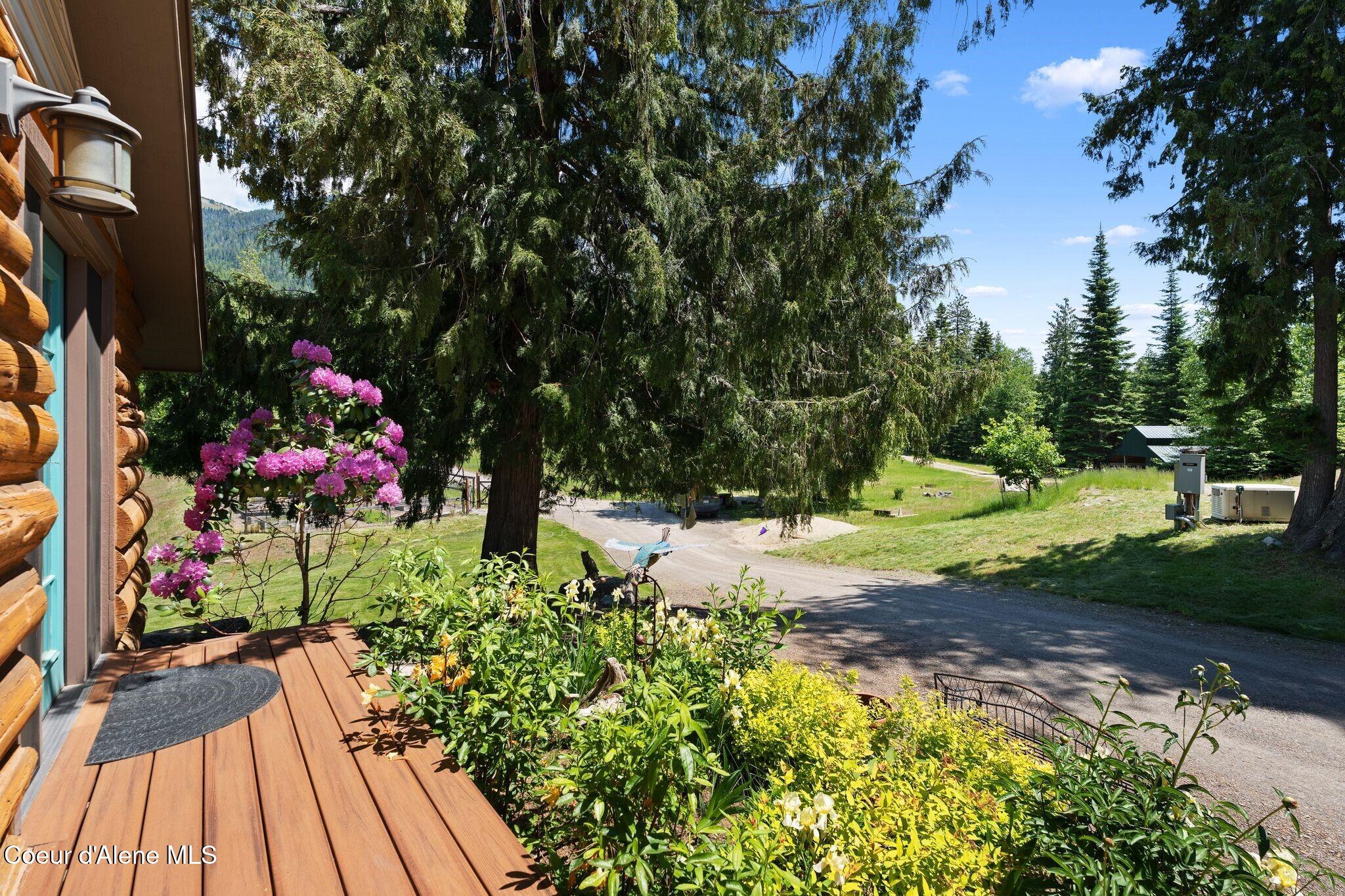 343 West Spring Creek Road Hope, ID 83836 - Photo 21 of 55 Opens to Side Deck