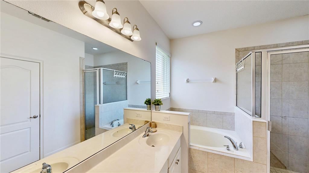 4036 Oakrise Loop Davenport, FL 33837 - Photo 11 of 60