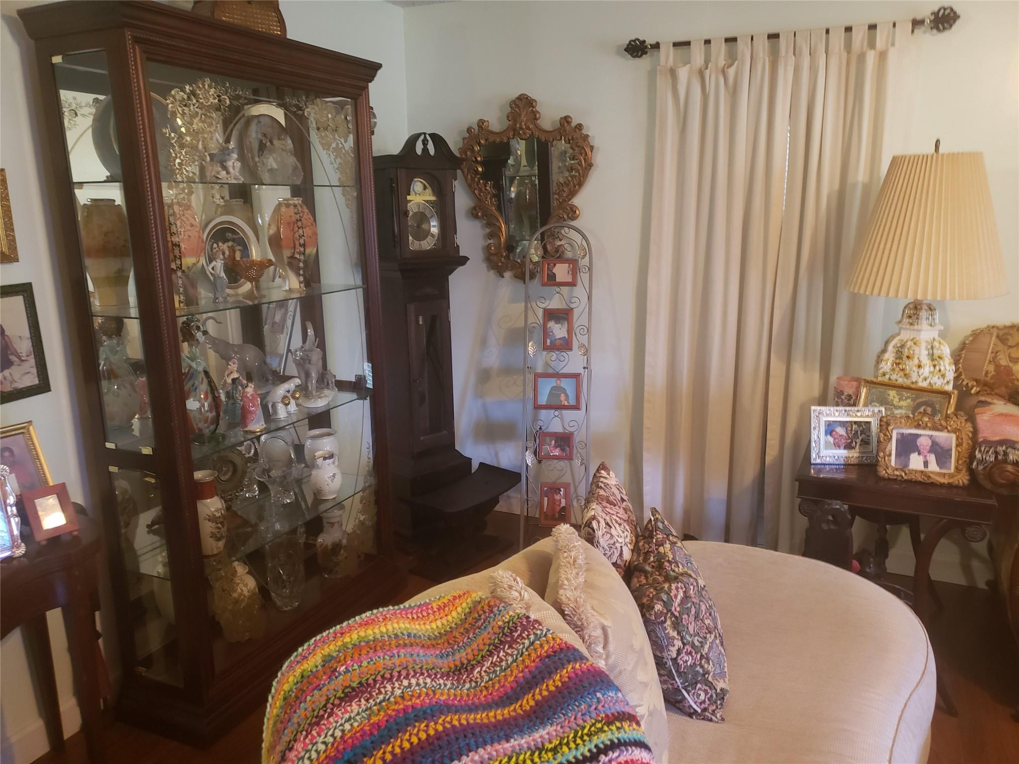 19720 Northeast 10th Court Miami, FL 33179 - Photo 4 of 31 Photo 4