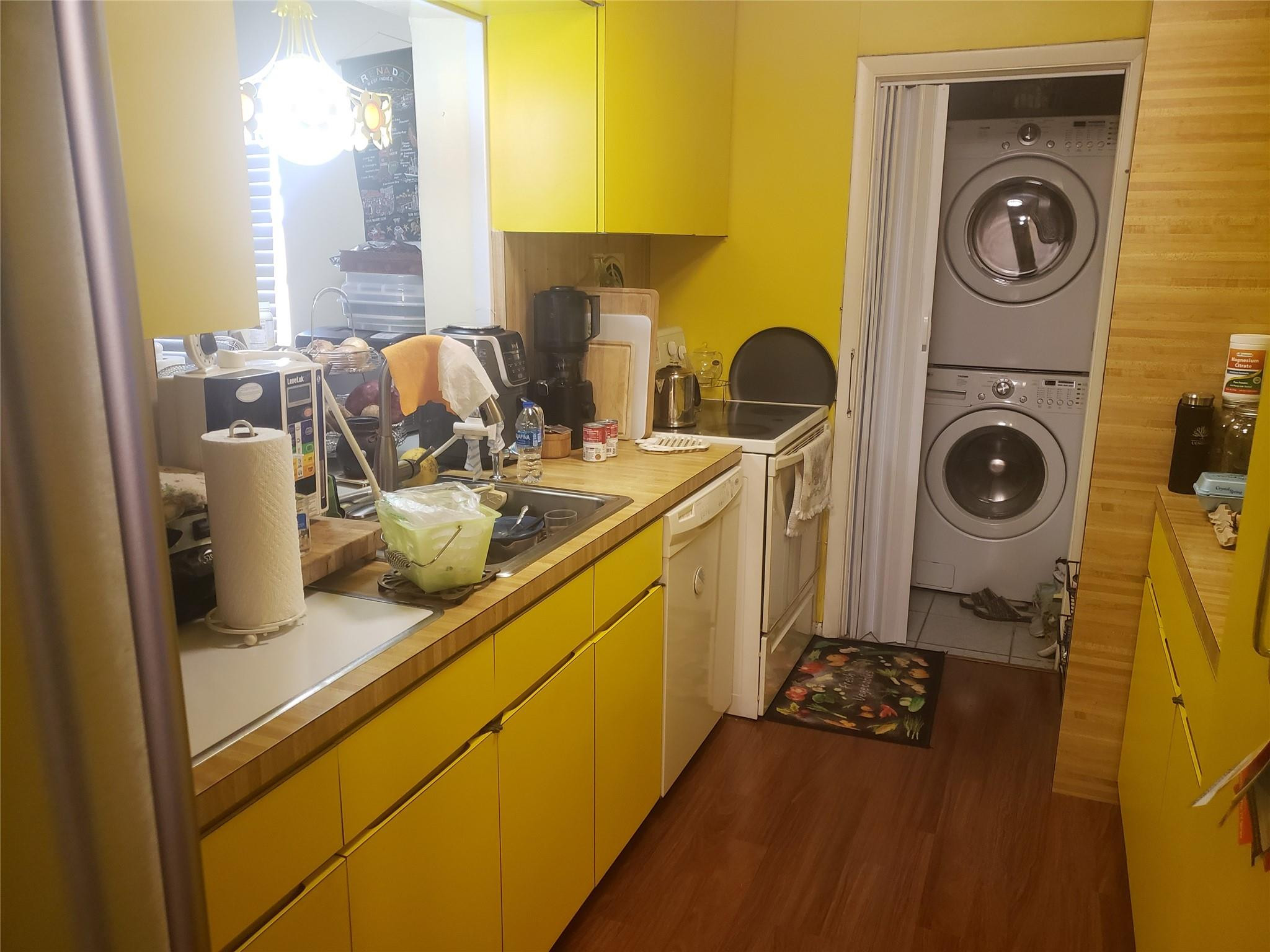 19720 Northeast 10th Court Miami, FL 33179 - Photo 6 of 31 Photo 6