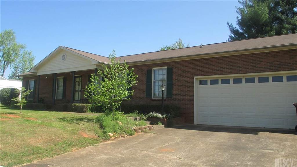2110 Moss Farm Road Hickory, NC 28602 - Photo 12 of 19 Gallery Image 12