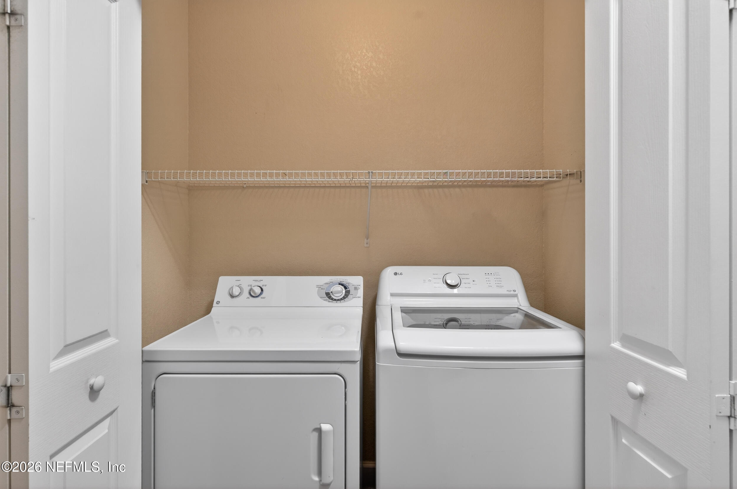 9745 Touchton Road, Unit 1924 Jacksonville, FL 32246 - Photo 22 of 24 22_004_dsc02683