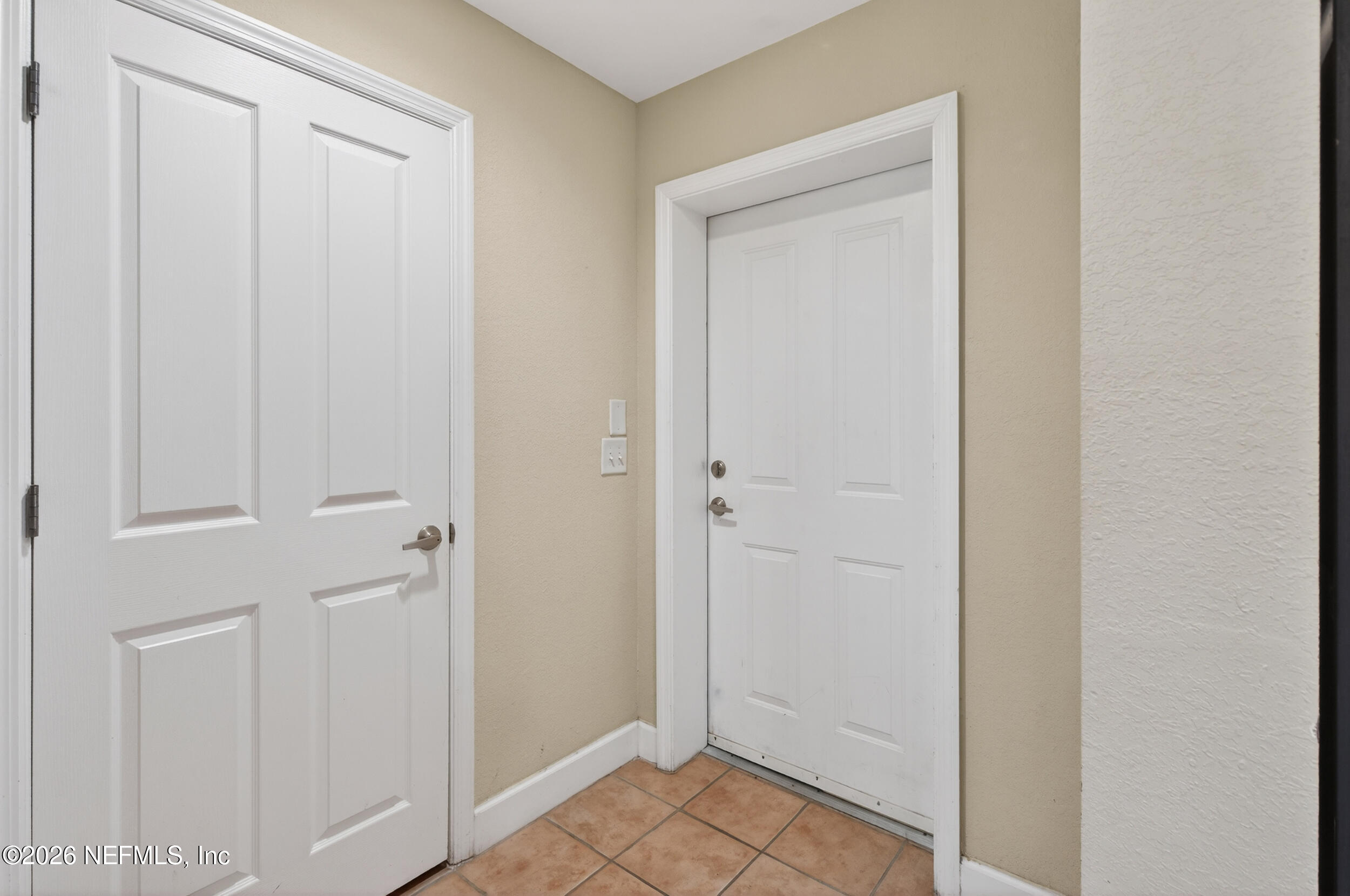 9745 Touchton Road, Unit 1924 Jacksonville, FL 32246 - Photo 3 of 24 3_022_dsc02767