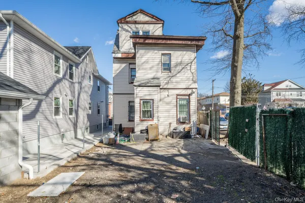 a view of a house with a outdoor space