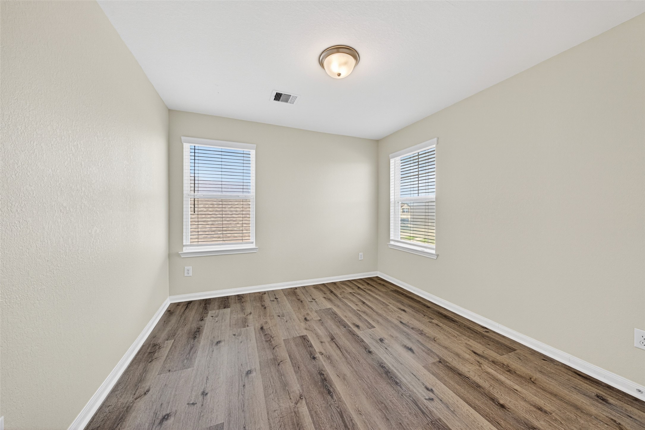 927 Cloverdale Drive Rosharon, TX 77583 - Photo 40 of 46