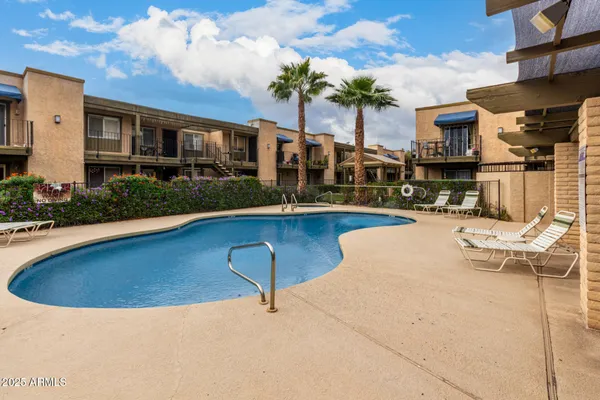 $245,000 | 2228 East Campbell Avenue, Unit 116, Phoenix, AZ 85016