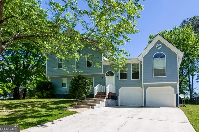 $2,485 | 2353 Loren Falls Lane Southwest, Marietta, GA 30008