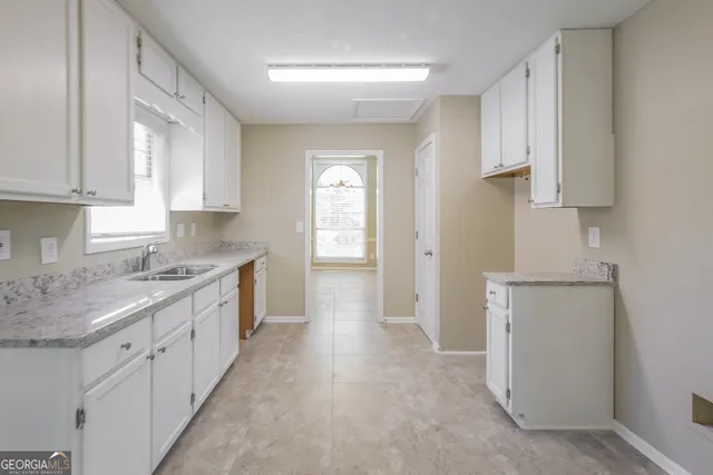 $2,485 | 2353 Loren Falls Lane Southwest, Marietta, GA 30008