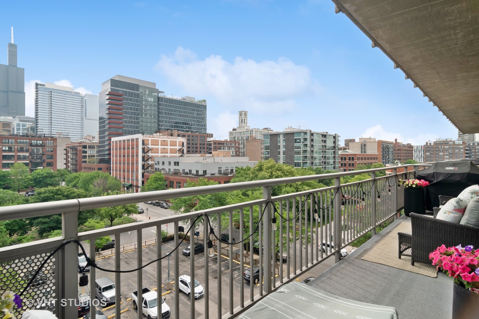 Undisclosed Address Chicago, IL 60607 - Photo 19 of 22 a view of city from balcony