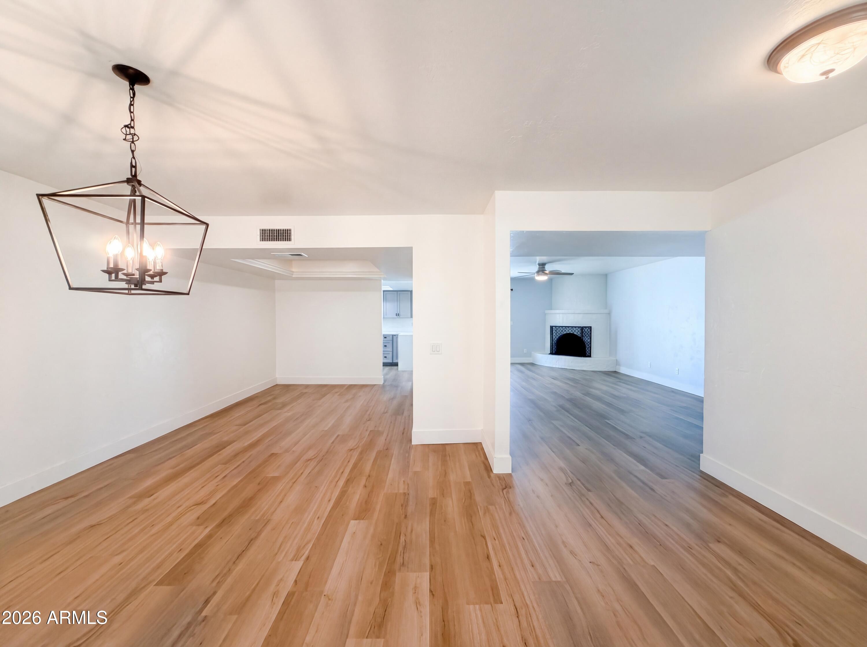 3028 East Marilyn Road Phoenix, AZ 85032 - Photo 9 of 22 listing_8