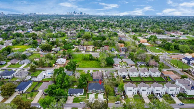 $496,000 | 4909 Higgins Street, Unit A/B, Houston, TX 77033