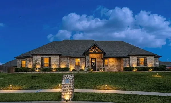 $499,000 | 7041 Plum Court, Ovilla, TX 75154