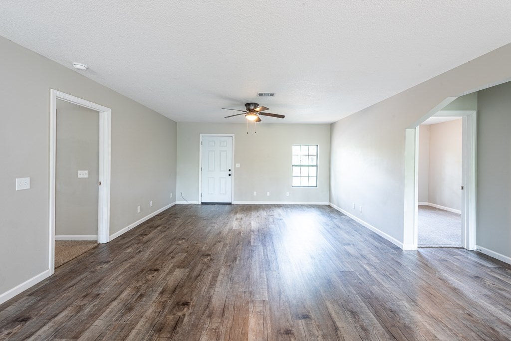 4204 Beaver Run Road Valdosta, GA 31601 - Photo 17 of 28 Gallery Image 17