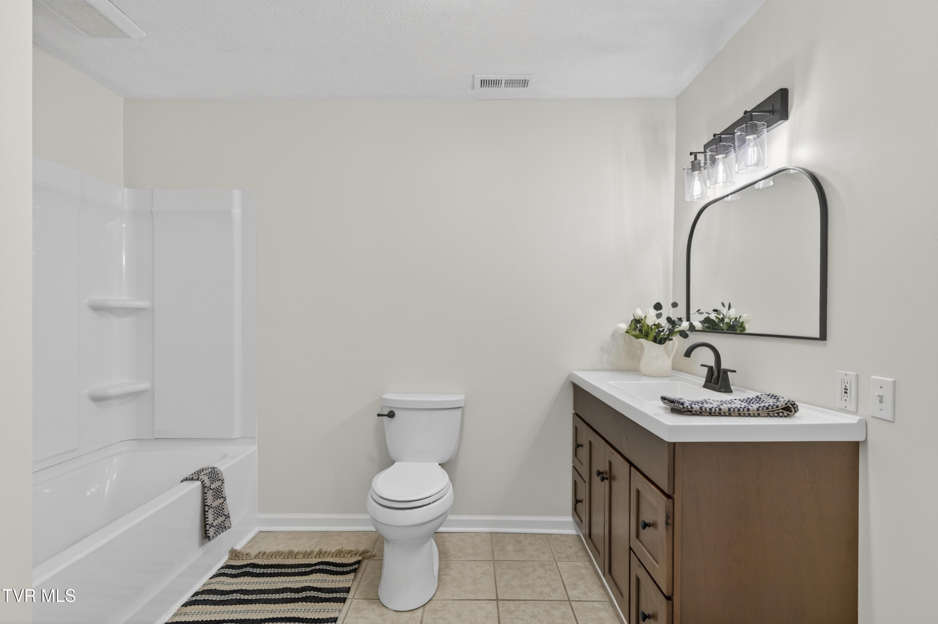 142 Backer Lane Damascus, VA 24236 - Photo 24 of 67 142-Backer-Ln-Damascus-VA Cynthia-Routon