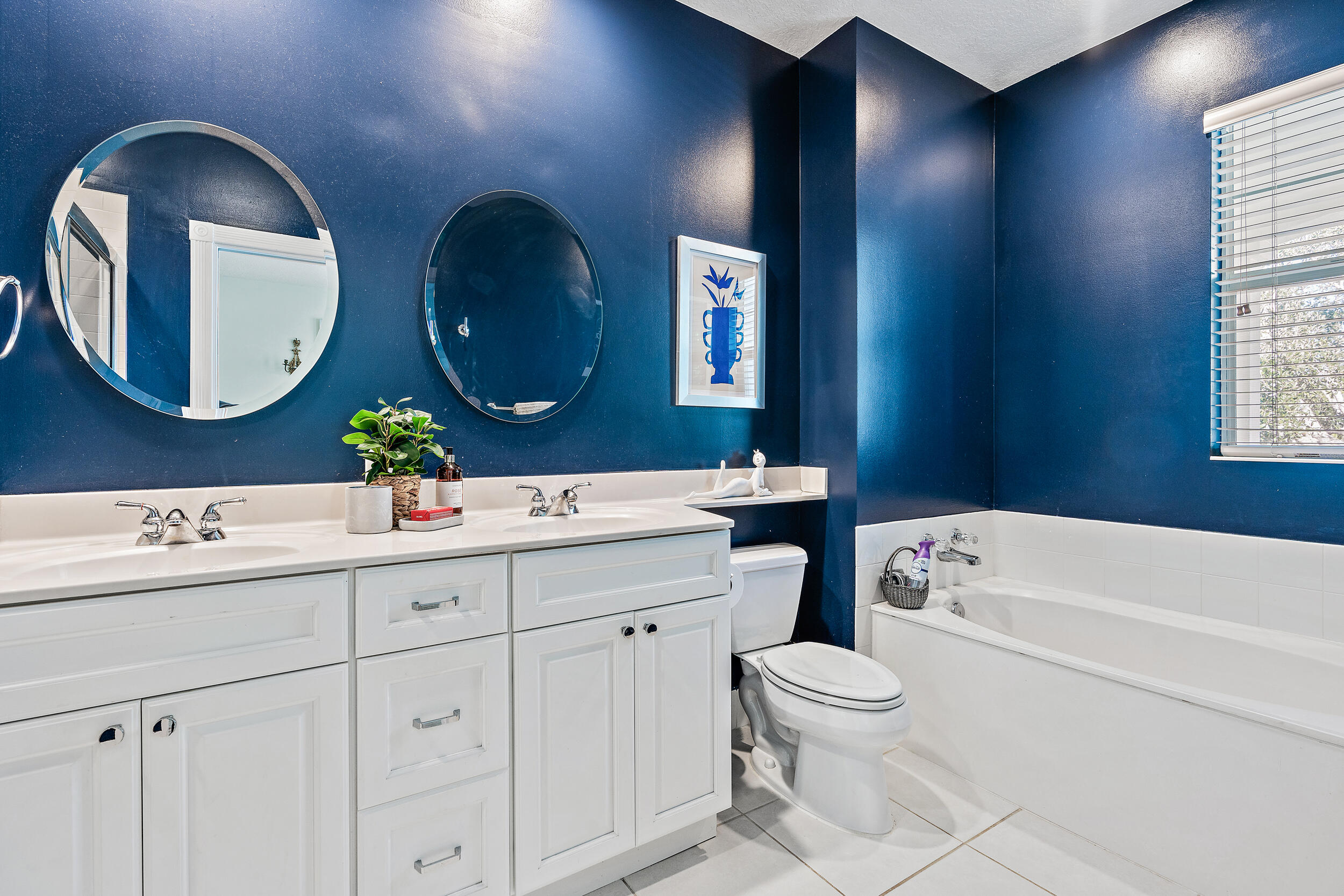 116 Caravelle Drive Jupiter, FL 33458 - Photo 21 of 31 116 Caravelle Dr-9