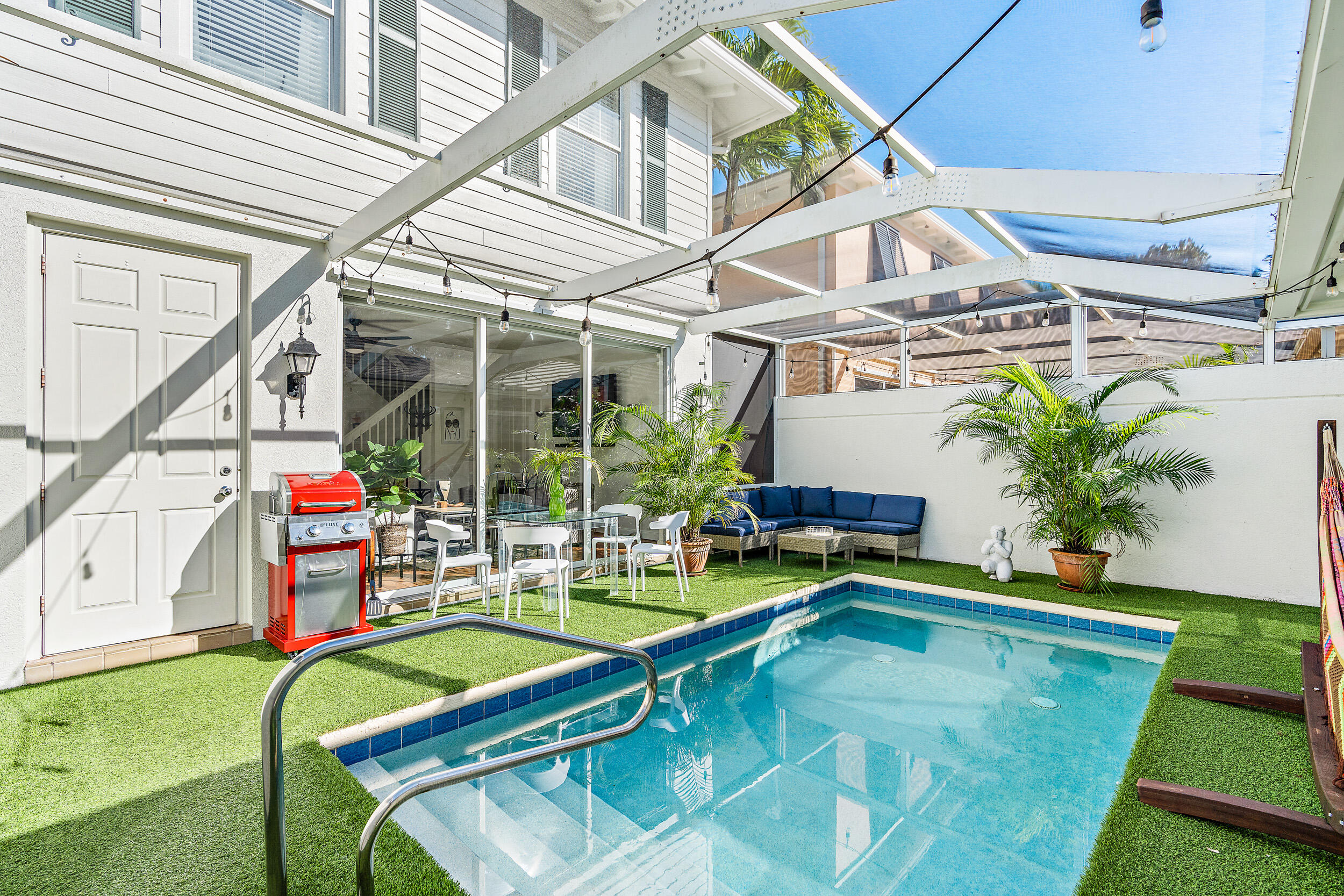 116 Caravelle Drive Jupiter, FL 33458 - Photo 3 of 31 116 Caravelle Dr-23