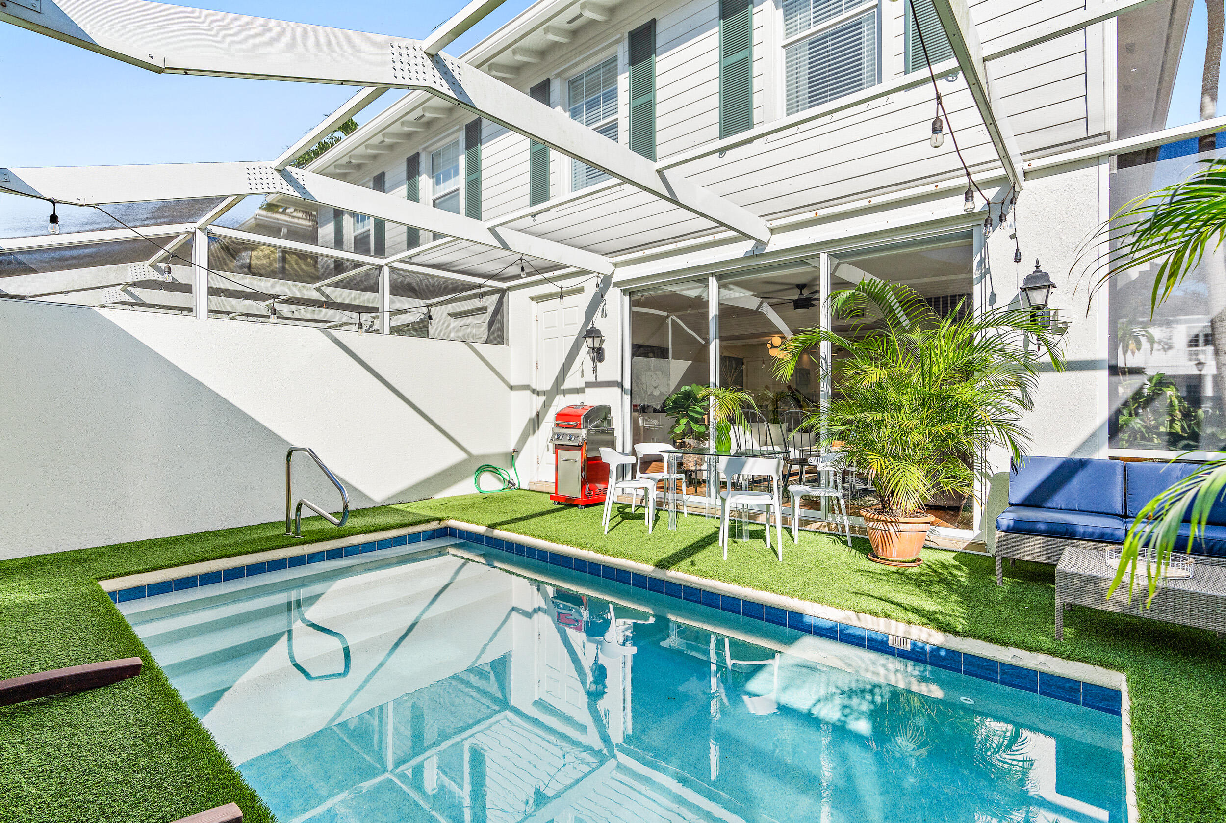 116 Caravelle Drive Jupiter, FL 33458 - Photo 4 of 31 116 Caravelle Dr-24