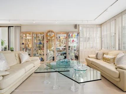 $850,000 | 100 East Bellevue Place, Unit 3E, Chicago, IL 60611