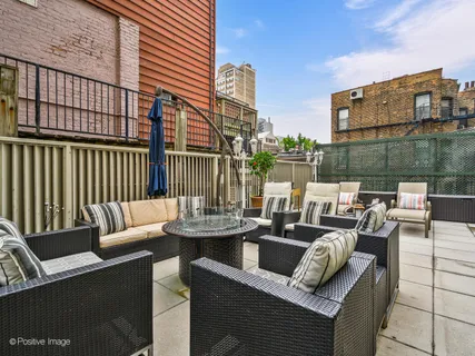 $850,000 | 100 East Bellevue Place, Unit 3E, Chicago, IL 60611