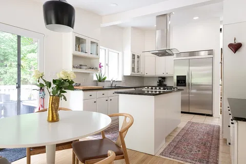 $1,950,000 | 7 Diamond Road, Lexington, MA 02420