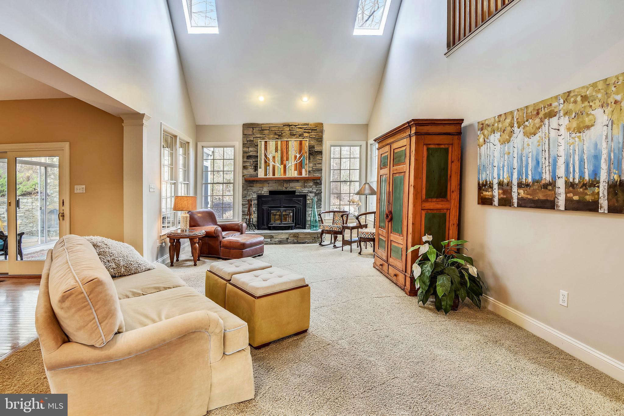 3571 Old Trail Road Edgewater, MD 21037 - Photo 8 of 58 Family Room