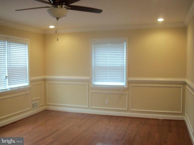 6821 Decatur Street Hyattsville, MD 20784 - Photo 2 of 15 Living Room