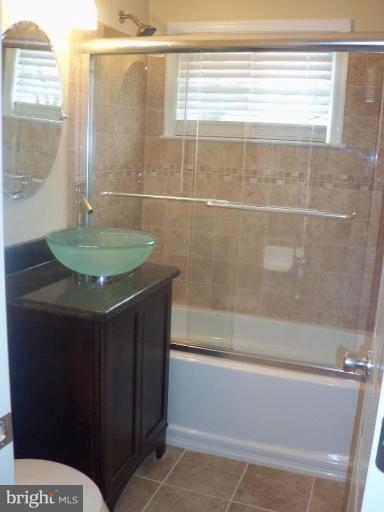 6821 Decatur Street Hyattsville, MD 20784 - Photo 5 of 15 Bath #1
