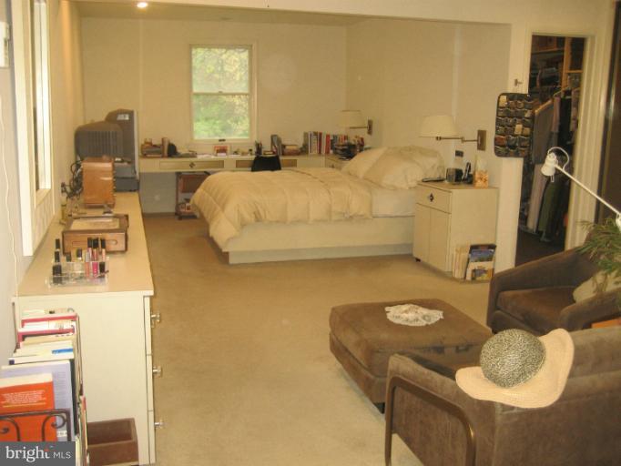 7512 Lisburne Road Pikesville, MD 21208 - Photo 7 of 12 Bedroom (Master)